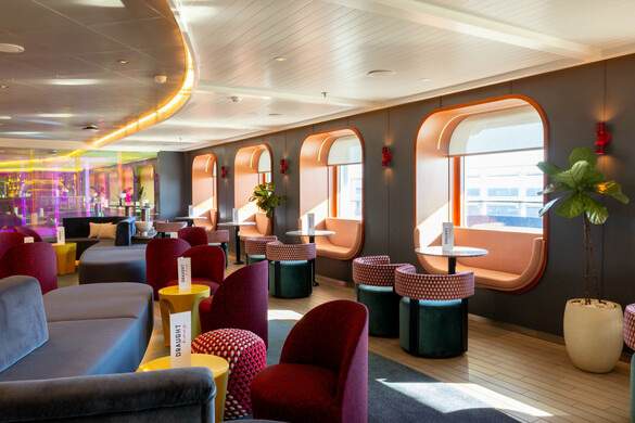 Virgin Voyages Valiant Lady Draught Haus 2.JPG